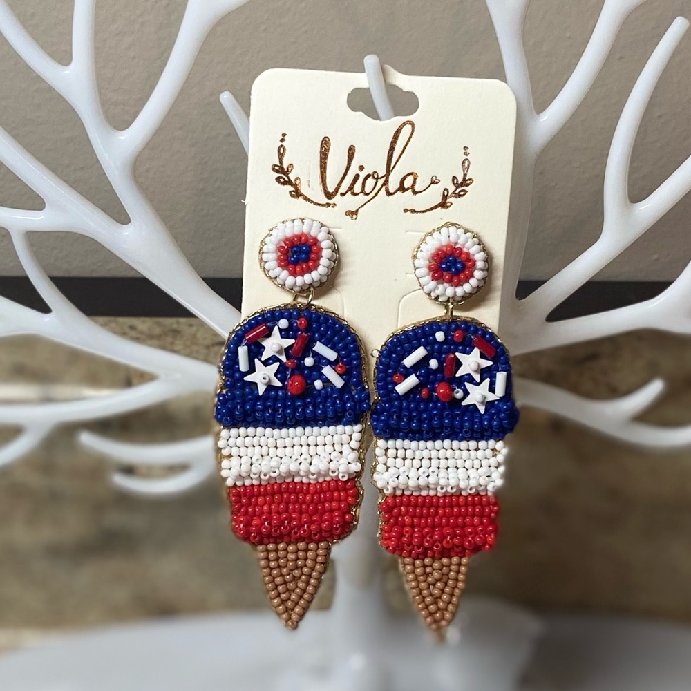 Americana Ice Cream Cone seed bead earrings